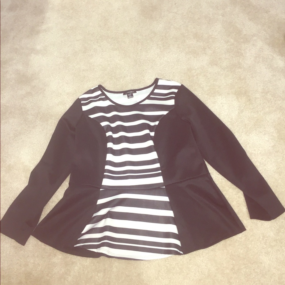 Plus peplum top black and white